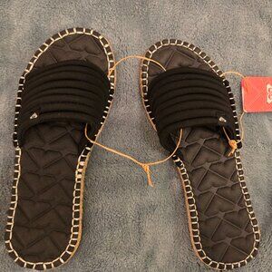 ROXY SHORESOFT SLD Sandals - Size 8